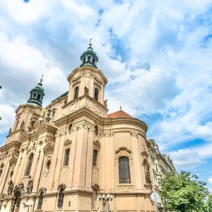  Apartamento The Old Town Square & Parizska