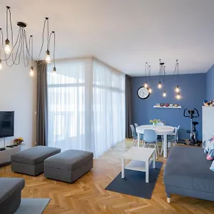  Apartamento Veleslavin